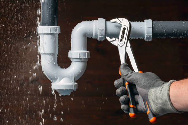 Professional Drain Cleaning technician working in Mechanicsburg, OH